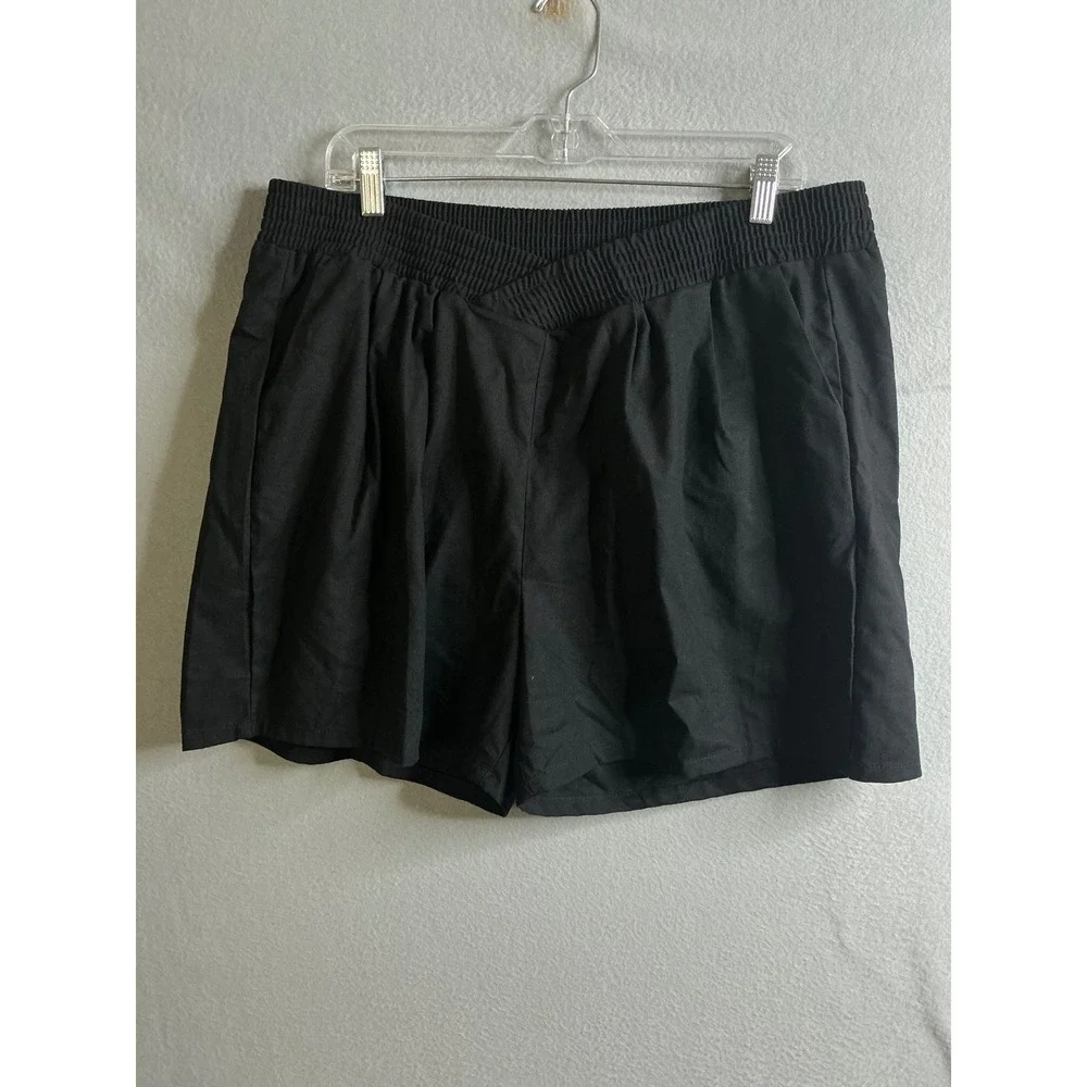 Black Linen Blend‎ Crossover V-Waist Relaxed Shorts Plus Size 1X